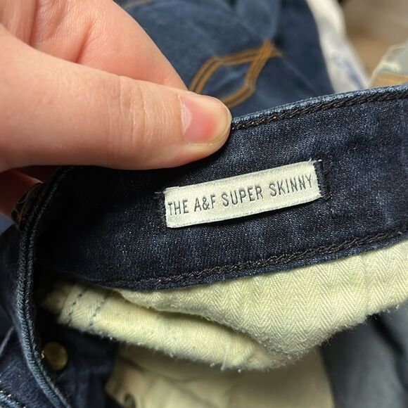 Abercrombie & Fitch The A&F Super Skinny Blue Denim Stretch Jeans Size 2R - Picture 4 of 4